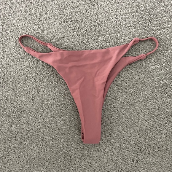 Shein dusty rose skimpy bikini bottom (size XS) - Picture 3 of 4